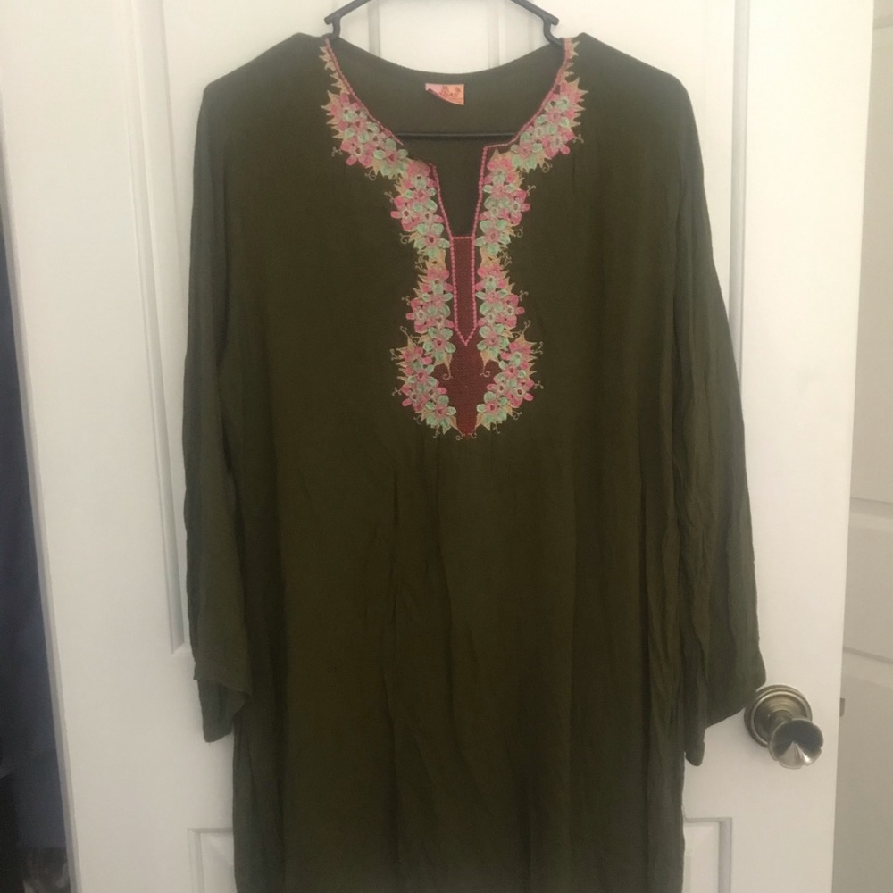 long sleeve lace tunic for women